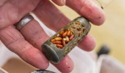 Absolute Window Feeders (caged) XL -Visuitrusting preston innovations absolute window feeders caged 17